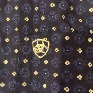 navy blue ariat button down